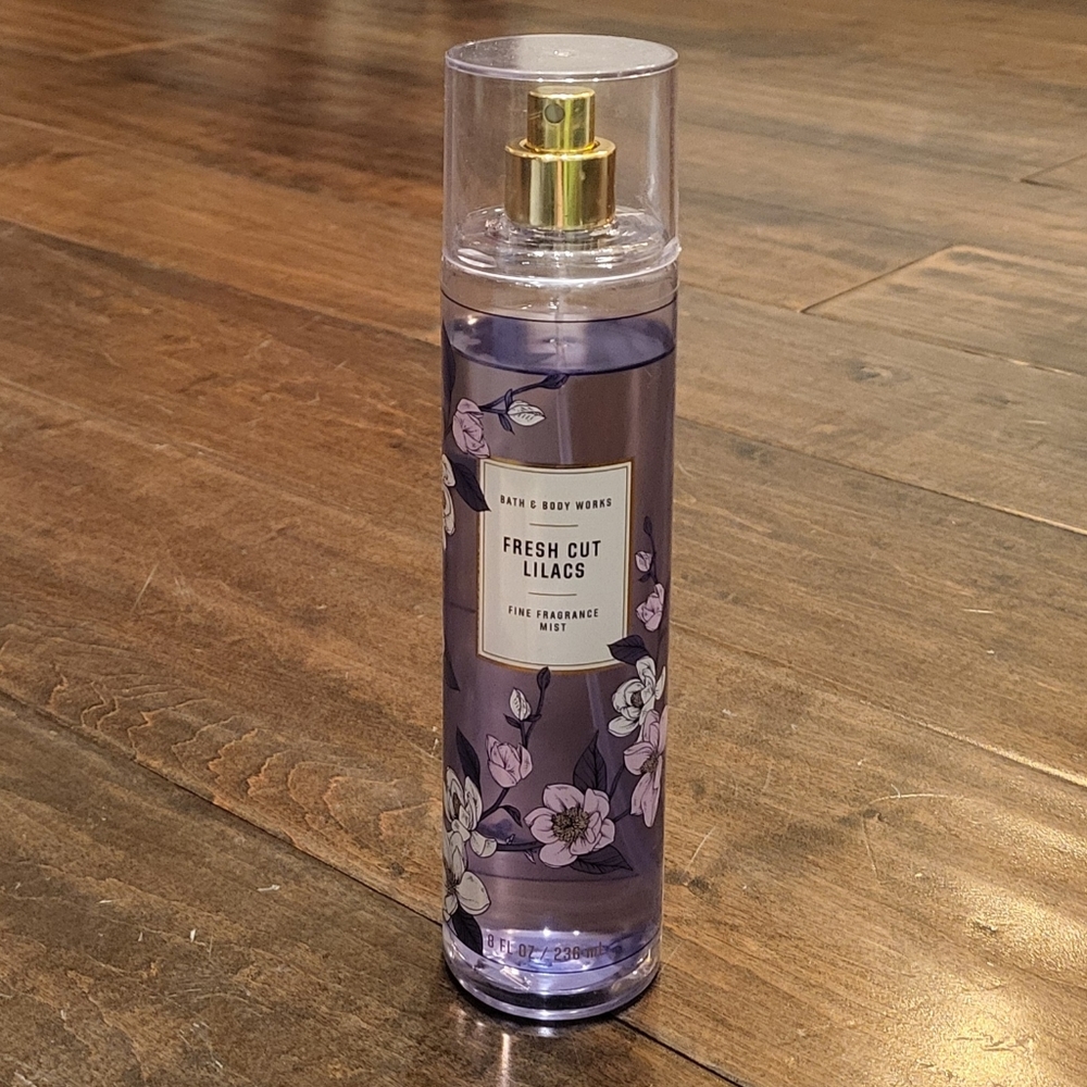 Fresh Cut Lilac Body Spray Bath & Body Works - Picture 2 of 2